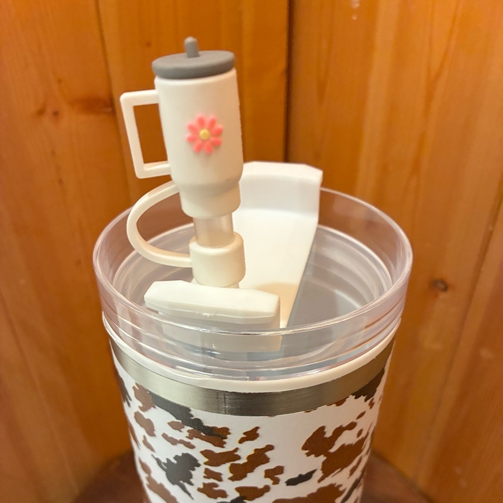 40oz Cow Print Tumbler - NEW - Picture 4 of 8